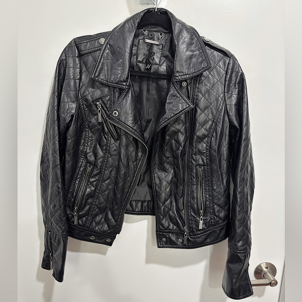 Black faux leather / leather quilted moto jacket size small